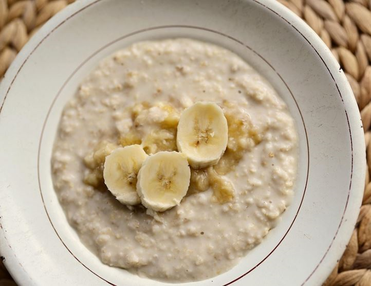 오트밀-바나나조각